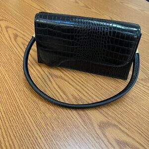 Chic Black Croc-Embossed Shoulder Bag | Structured Mini Purse